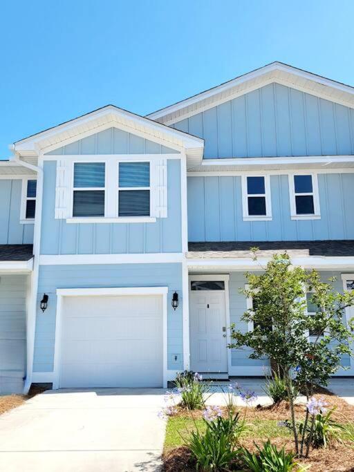 Entire Home- Gorgeous 3Br Townhome Pool, Grill, Washer, Dryer, 2 Free Drive Up Spaces Sleeps 6 Close To Everything Pcb! Panama City Beach Exterior photo